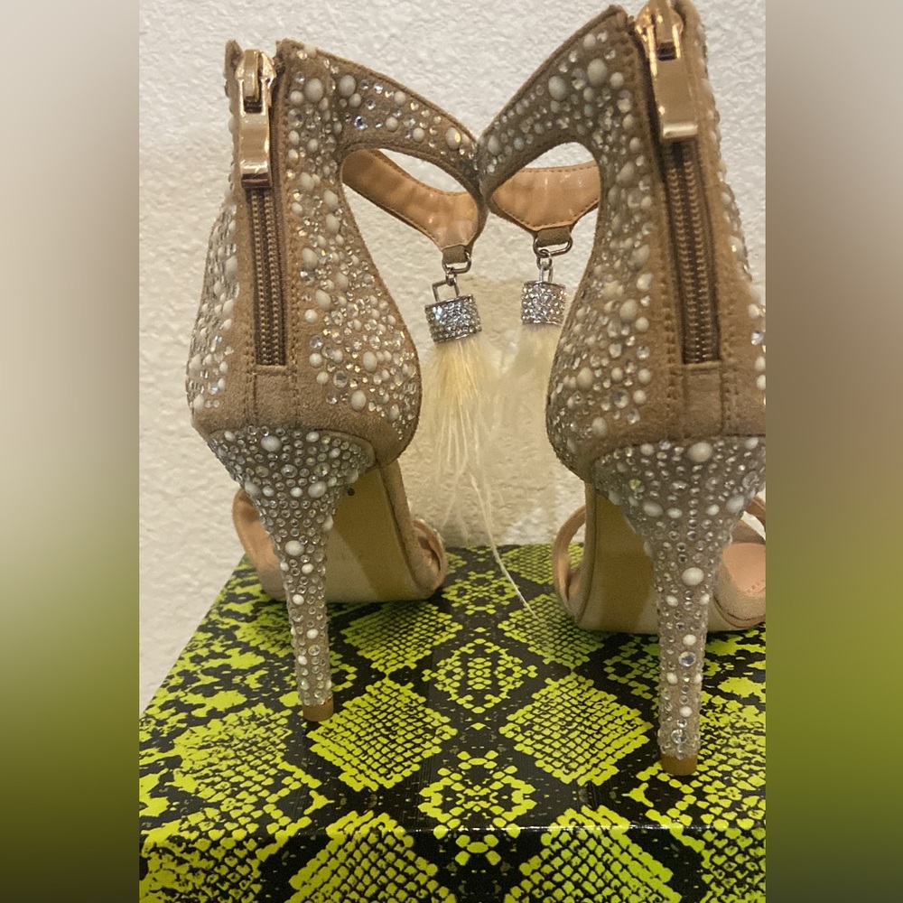 featherd heels